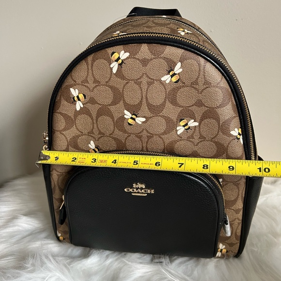 NWT Coach Court Backpack In Signature Canvas With Bee Print - Picture 7 of 9